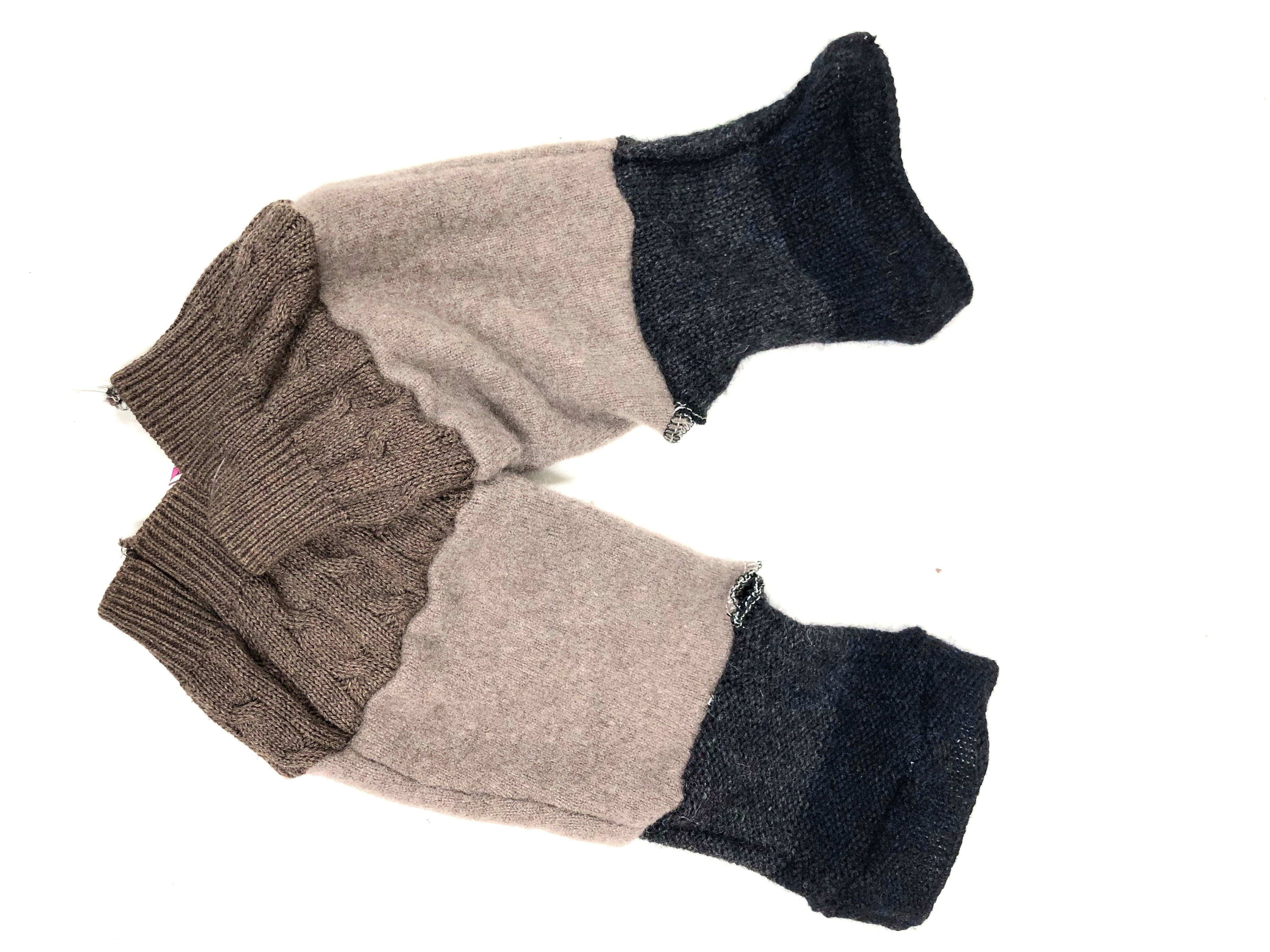 Fingerless glove arm warmers